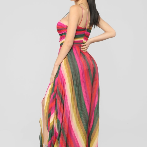 Dress - Picture 3 of 3